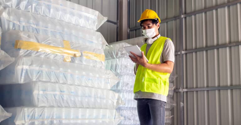 How To Chose The Right Wholesale Bottle Supplier
