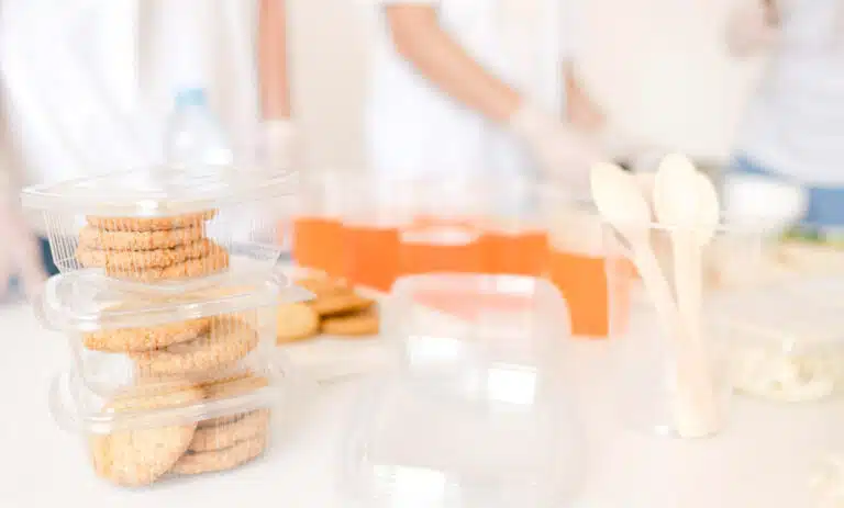 Featured image for "Plastic Packaging with a Twist: Clamshell Plastic Containers"