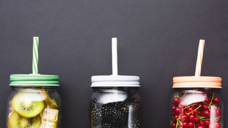 Featured image for "How to choose the right size and type of clear plastic jar?"
