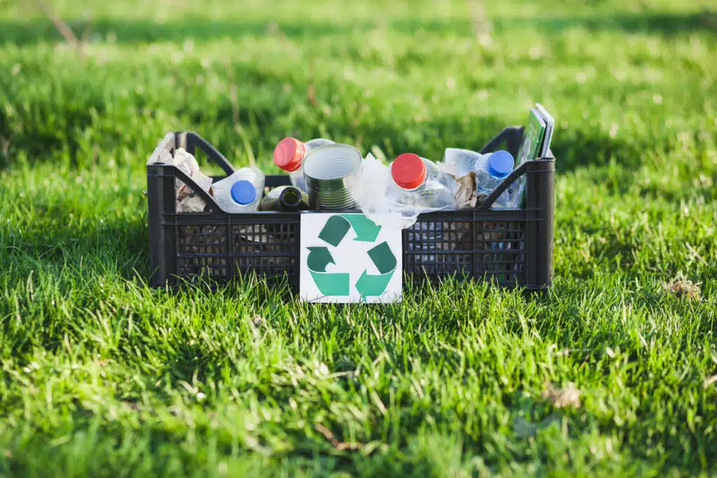 Recycling plastic bottles