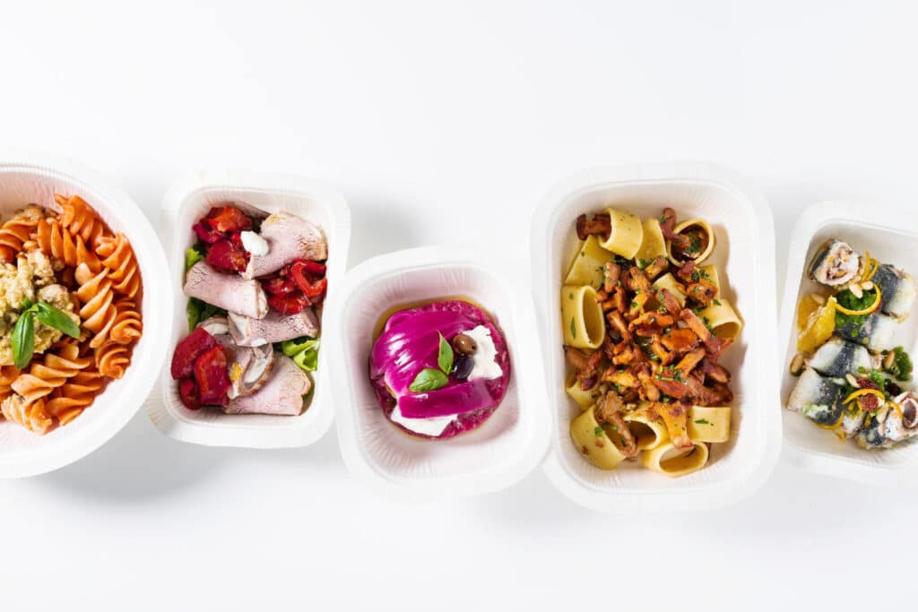 Image of plastic takeout containers
