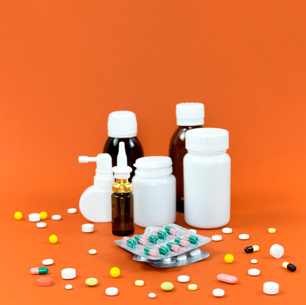 an image of different types of bulk pill bottles