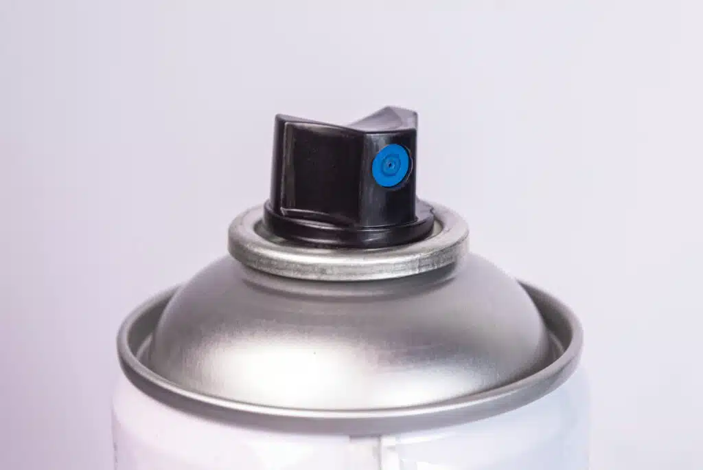 spray bottle lid in 4 oz plastic jars